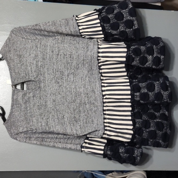 THML Long Sleeve Gray Boho Blouse polka dot stripe Bell sleeves size small - Picture 3 of 7